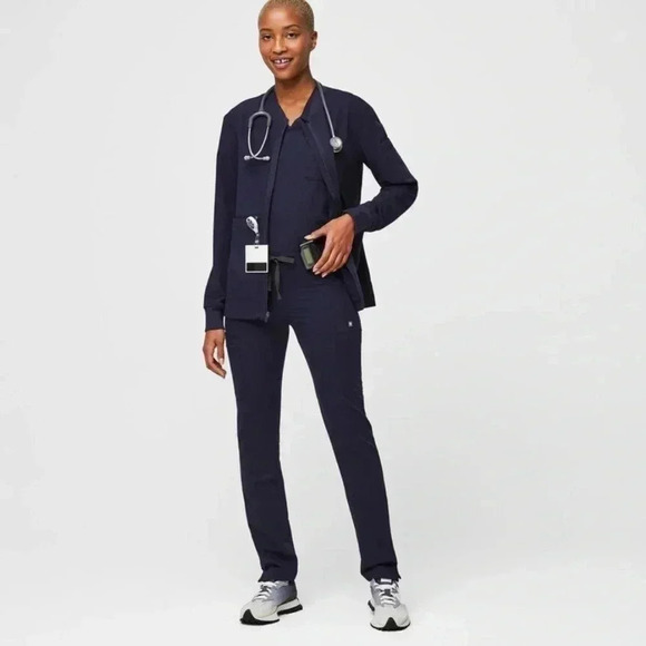 Figs Yola Skinny Scrub Pants in Navy - Picture 4 of 5